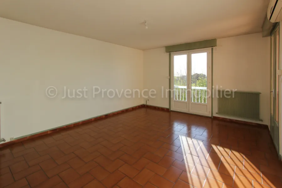 Carpentras, 2-bedroom apartment of 83.01m2