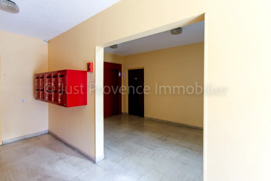 Carpentras, 2-bedroom apartment of 83.01m2